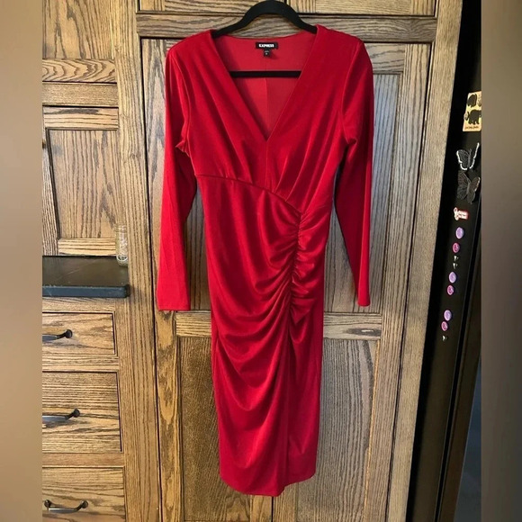 Express | Red Long Sleeved Ruched VNeck Bodycon Mini Dress with a Split | medium - Picture 3 of 7